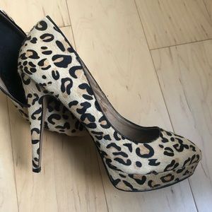 LEOPARD PRINT HIGH HEELS